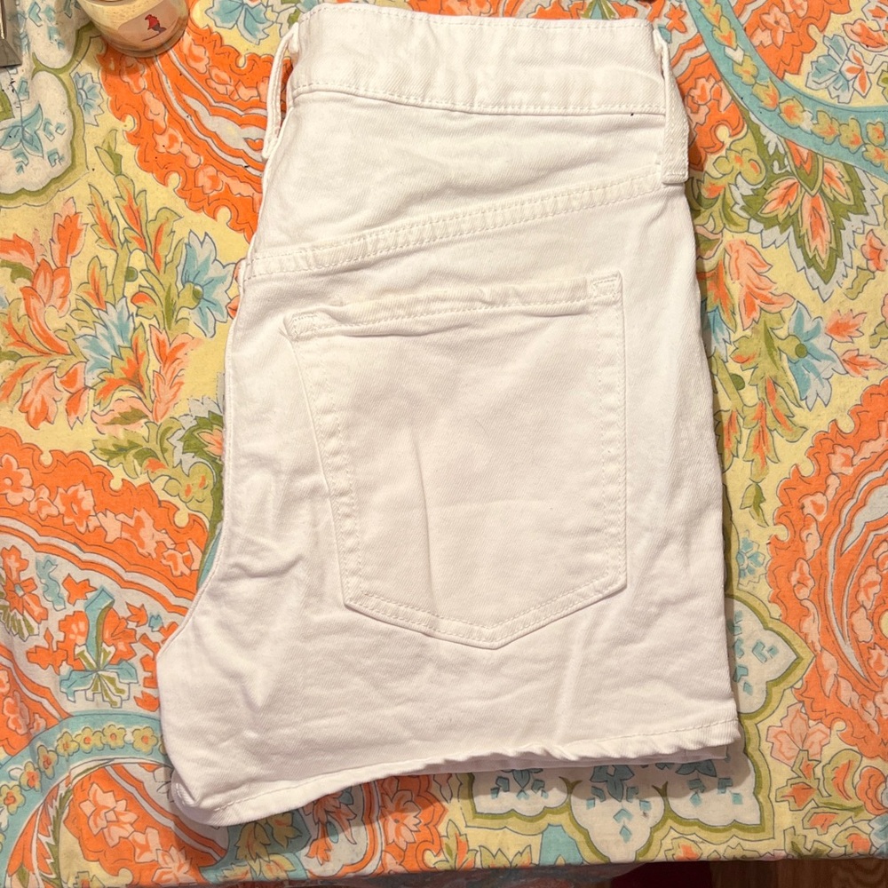 Old Navy White Straight Denim Shorts